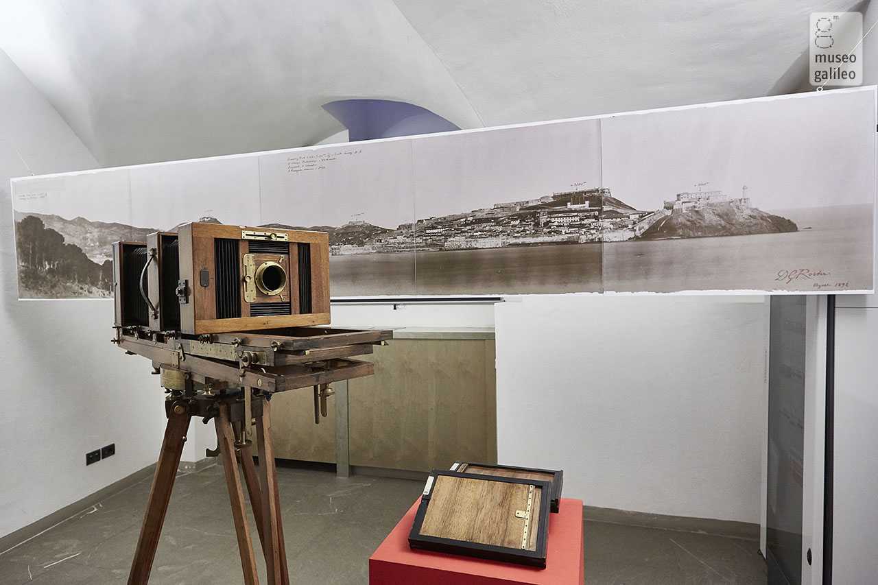 Immagini della scienza. La fotografia scientifica nelle collezioni del Museo Galileo. Sala espositiva