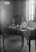 The Museo Nazionale di Storia delle Scienze: 1930-1945 - Alessandro Volta’s instruments, displayed after 1933 in a room on the first floor 